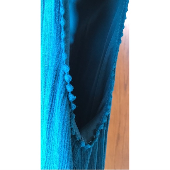 *SOLD* Xhilaration Tasteful Twirl Teal Short Lace Dress {Target / Size M / Used} - Picture 3 of 8